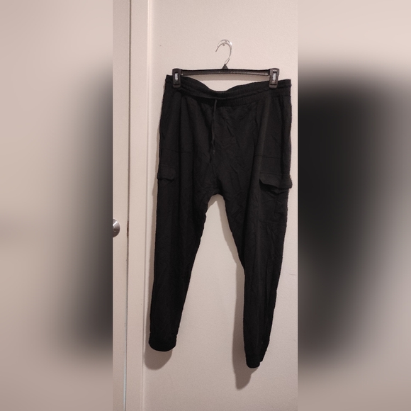 Cargo pants - Picture 1 of 2